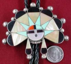 Bolo Ties, Pawn